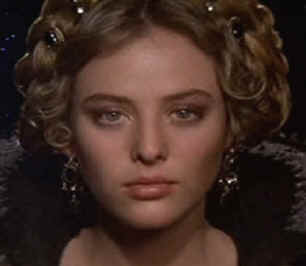 princezn Iruln - Virginia Madsen vo filme Duna D.Lyncha (1984)